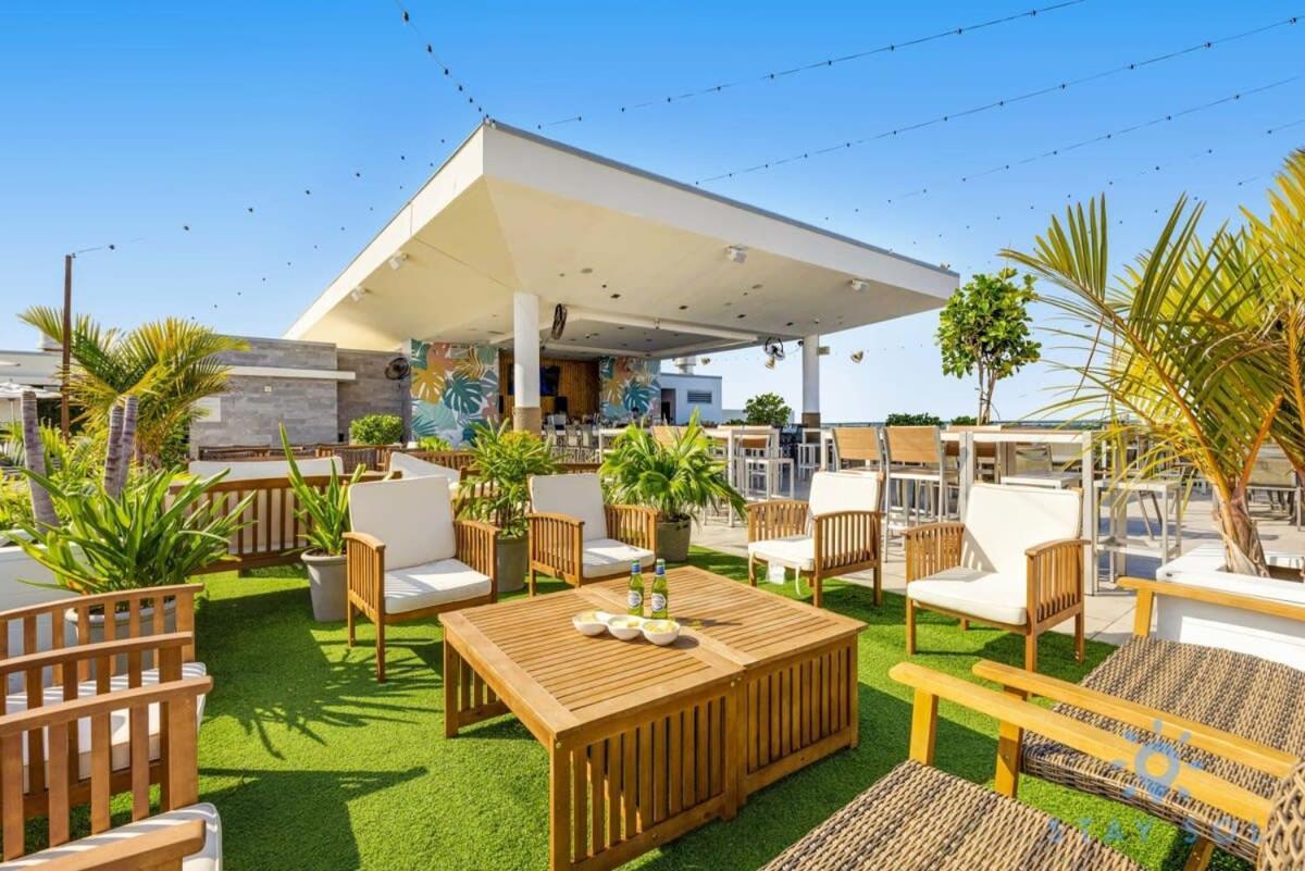 Lx Oasis Beachfront-Rt Infinity Pool Hollywood Dış mekan fotoğraf